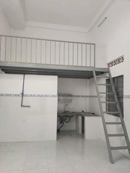 Chỉ còn 1 phòng cho thuê gần Công Thương, phòng mới tinh có bếp và nhà vệ sinh trong phòng, 24m2