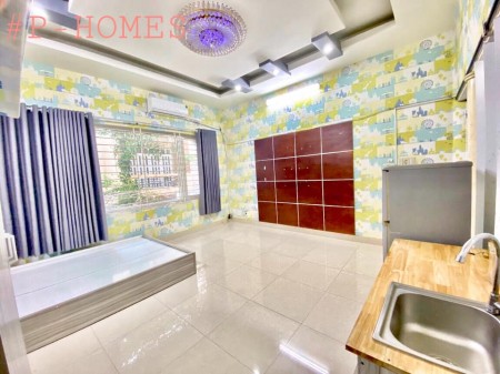 Cho thuê phòng trọ rộng 50m2, đầy đủ tiện nghi, nội thất, cửa sổ lớn siêu mát tại Tân Bình. Lh để biết thêm về giá nhé, 50m2