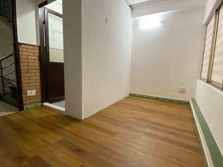 Cho thuê phòng trọ mặt tiền đường Huỳnh Văn Hai nối Lê Quang Định. Giá 2tr5/tháng, 25m2