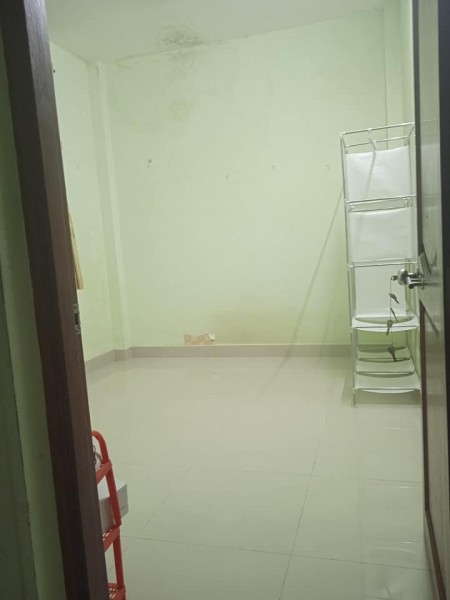 Mình còn trống 1 phòng cho thuê như hình ở quận 1 đường Trần Đình Xu, 26m2