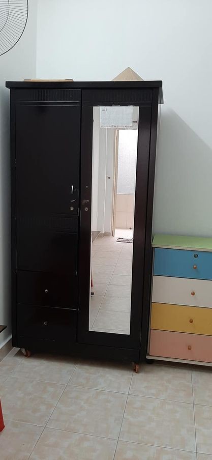 Cho thuê phòng trọ tại Quận 10 trên đường Ba Tháng Hai, Phòng có sẵn máy lạnh, 26m2