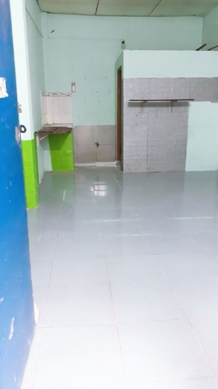 Còn phòng trống cho thuê giá rẻ tại Lò Lu Quận 9, Có toilet và bếp, 15m2