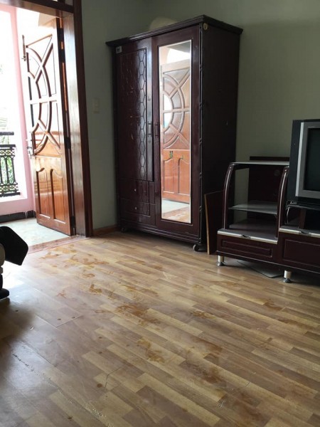 Phòng trọ mới xây, trên lầu 2, sạch sẽ, thoáng mát, đi chuyển lên phòng bằng thang máy, 28m2