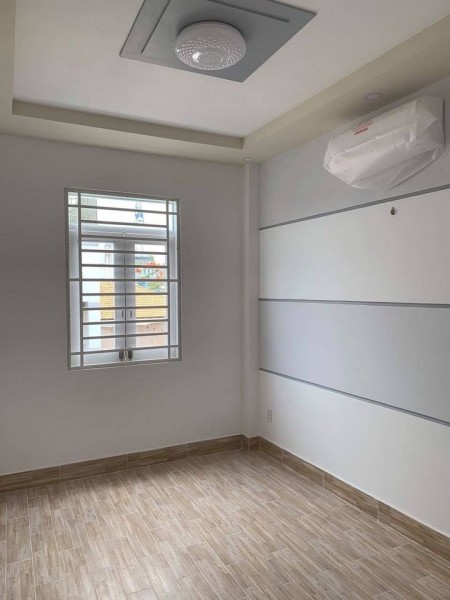 Phòng trống trong nhà nguyên căn cho thuê, Giờ giấc tự do, có máy lạnh,., 25m2