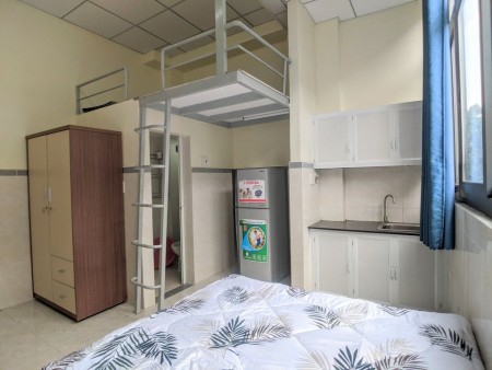 Phòng mới Nguyễn Xí, có gác lững, đầy đủ tiện ích nội thất, gần Hutech, UEF, Văn Lang,..., 27m2