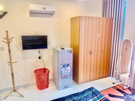 Cho thuê phòng tại Ngô Tất Tố, Bình Thạnh. Phòng mới, sang trọng, hiện đại, 28m2