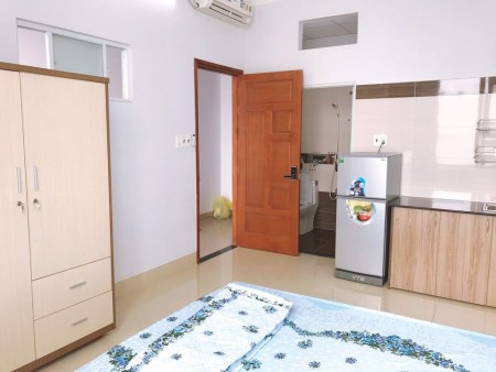 Cho thuê phòng trọ đầy đủ nội thất, có thang máy, bảo vệ 24/24, 28m2