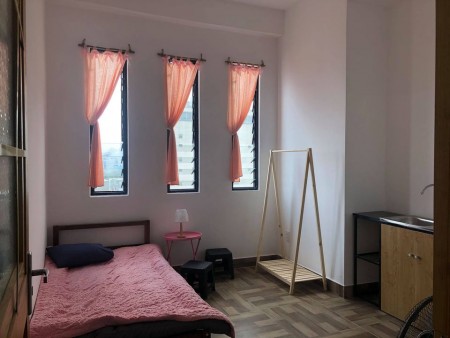 Cho thuê phòng trọ cao cấp đường Tân Thuận Tây, Quận 7. Phòng đủ tiện nghi, 18m2