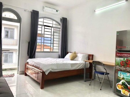 Phòng trọ Quận 2, đầy đủ nội thất, miễn phí giử xe, giờ sinh hoạt tự do, 26m2