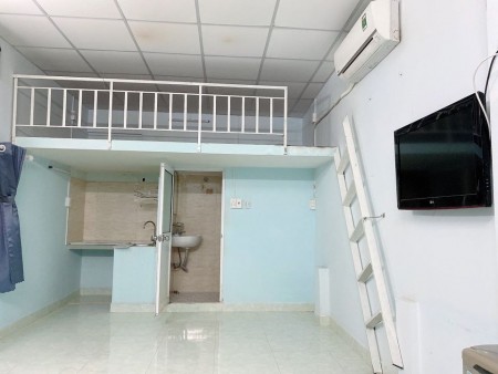 Phòng trọ cho thuê tại Bùi Đình Túy Bình Thạnh, Phòng cực rộng thoáng mát, 27m2