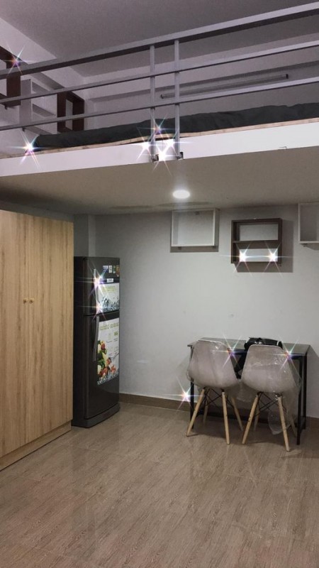 Phòng trọ tại Bạch Đằng Tân Bình tại Sân bay, Có gác, Full nội thất, 30m2