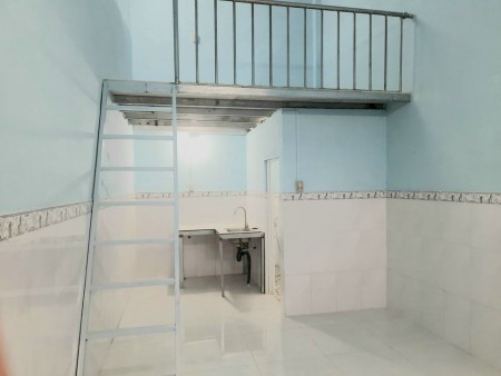 Phòng trọ giá sinh viên phù hợp với tất cả mọi người, Nhà mới có gác rộng rãi thoáng mát, 20m2