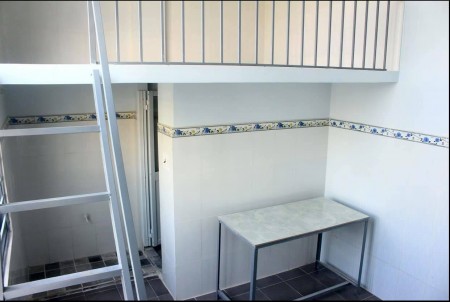 Phòng trọ gần ngay bệnh viện Quận 2 khu an ninh, cửa sổ rộng thoáng mát, có gác lững, 25m2
