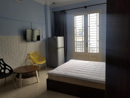 Phòng trọ full nội thất ,giá cực kì yêu thương , bên hông chợ Tân Định , giáp quận 3, Phú Nhuận , Bình Thạnh, 25m2