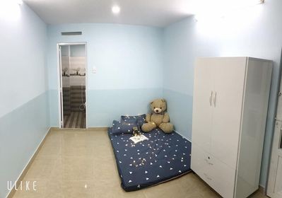 Phòng mới xây, mới y như hình, đầy đủ tiện nghi, phòng có cửa sổ thoáng mát, 28m2