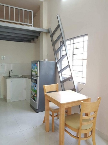 Cho thuê phòng trọ full nội thất, không chung chủ, 25m2, có ban công, gần chợ Bà Chiểu, 25m2