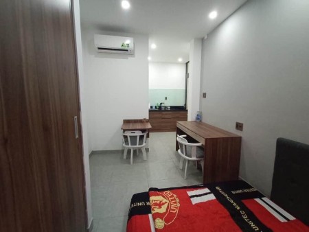 Cho thuê phòng trọ cao cấp gần ngã tư Hàng Xanh, Bình Thạnh, thiết kế tinh tế, 28m2