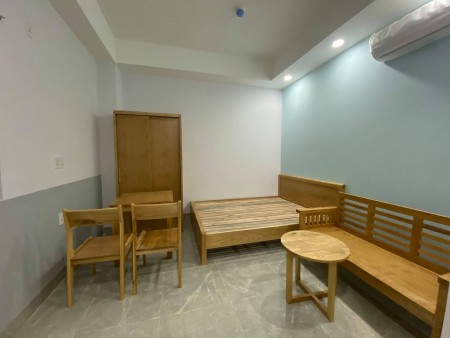 Cho thuê phòng trọ cao cấp tại quận 2, phòng ban công, cửa sổ nhiều ánh sáng, 25m2