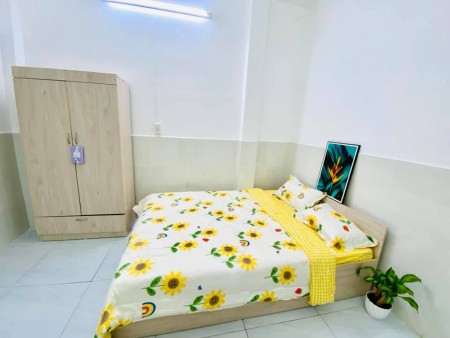 Cho thuê phòng trọ tại quận 1, khu vực an ninh, yên tĩnh gần siêu thị, trường sân khấu, 20m2