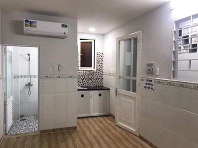 Cho thuê phòng trọ mới xây, có máy lạnh, ban công, gác lửng, camera quan sát, khóa vân tay, 25m2