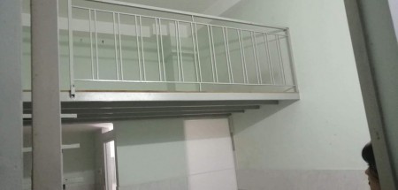 Cho thuê phòng trọ tại Nhà Bè, phòng rộng rãi thoáng mát, an ninh, bãi xe rộng, có thang máy, 25m2