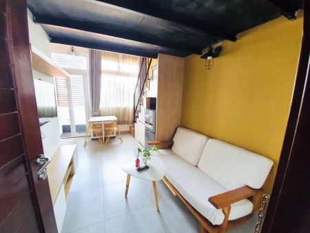 Cho thuê căn hộ gác lửng Quận 7 đường Lý Phục Man gần Phú Mỹ Hưng, 35m2