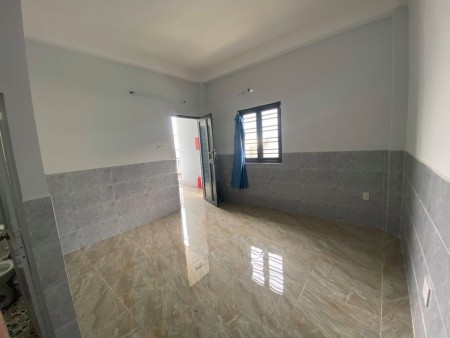 Phòng trọ mới xây, an ninh, thoáng mát, sạch sẽ tại quận 9, nhà xe riêng, có camera, khoá vân tay, 15m2