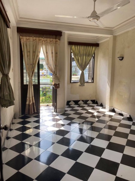Cho thuê phòng trọ tại Phú Nhuận, phòng sạch sẽ thoáng mát, 2 cửa xổ, có chỗ để xe, 25m2