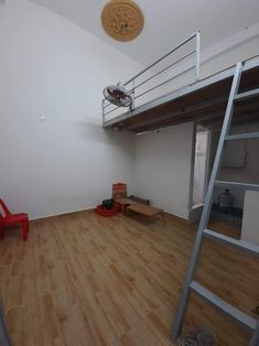 Cho thuê phòng trọ tại quận 10, có gác,cửa sổ thoáng mát, sạch sẽ, có gác, cửa sổ, 20m2