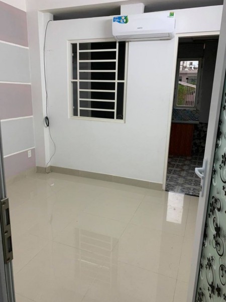 Cho thuê phòng trọ tại quận Bình Thạnh, giờ giấc tự do không chung chủ, ra vào khóa vân tay an ninh, 28m2