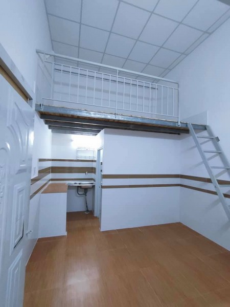 Phòng trọ cho thuê quận 9, tiện ích,phòng mới sạch sẽ thoáng mát, gác cao, của xổ rất thoáng, 25m2