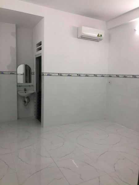 Cho thuê phòng trọ đủ tiện nghi, máy lạnh, phòng mới, 27m2