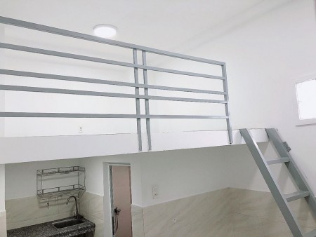 Phòng mới, có gác, tiện nghi, an ninh cho thuê tại Tân Phú, gác rộng rãi, có máy lạnh, kệ bếp, 25m2