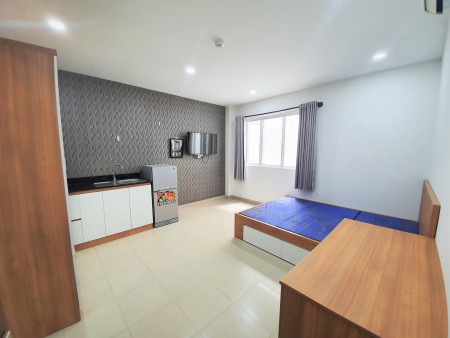 Căn hộ dịch vụ đường Nguyễn Thị Thập Quận 7 gần BigC giá 5 triệu, 25m2