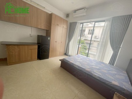 Phòng trọ có ban công full nội thất 25m2 tại 23 Hoàng Sa, Phường Dakao, Quận 1, 25m2