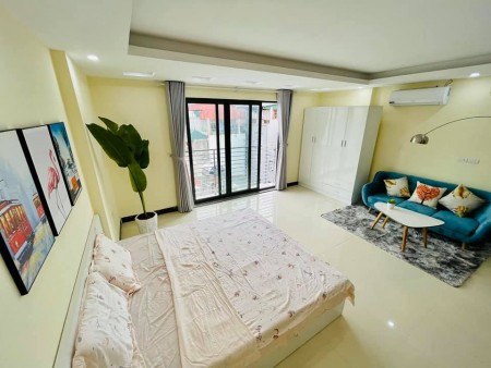 Cho thuê căn hộ cao cấp, full tiện ích, nội thất giá từ 5tr5, dt 37m2 tại Ngõ 850 Đường Láng, 37m2