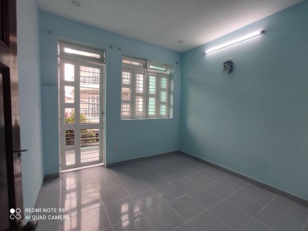Phòng trọ có ban công thoáng mát giá yêu thương chỉ 2tr3/tháng tại Phạm Văn Chiêu Gò Vấp, 23m2