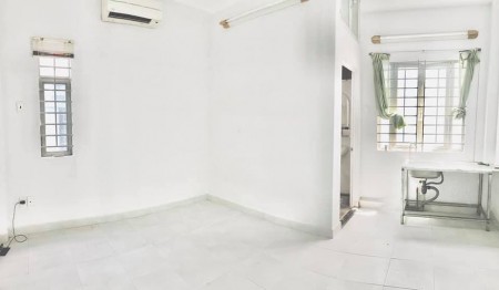 Phòng trọ tiện nghi 19m2 chỉ 3tr7/tháng tại 142/12 Bạch Đằng, Phường 24 Bình Thạnh, 19m2