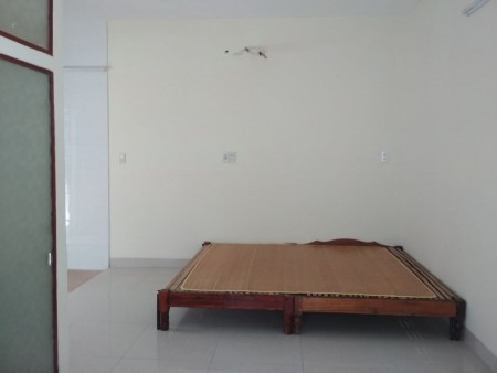 Cho thuê Phòng tại 74 Bùi Công Trừng, Hòa Xuân, Cẩm Lệ phòng 25m2. Lh xem phòng 0964.248.333, 25m2