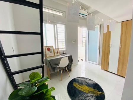 Cho thuê phòng đẹp giá rẻ đầy đủ tiện nghi Lê Văn Lương Quận 7. Giá 3tr5/tháng, 27m2