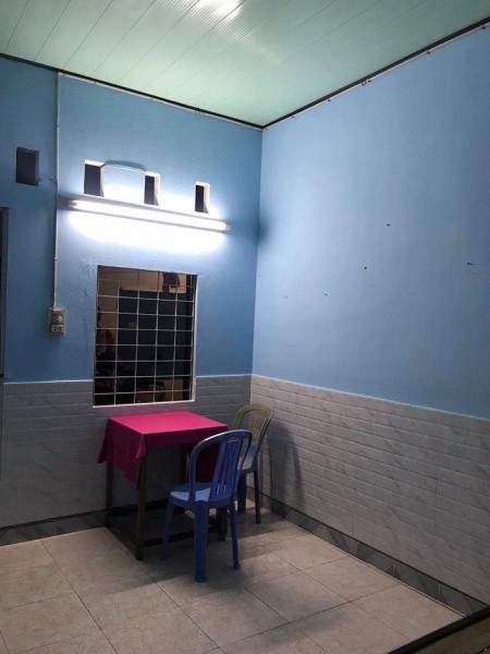 Phòng 15m2 nội thất cơ bản chỉ cho nữ thuê rất an ninh, giá 1tr5 tại 85A/15 Lê Văn Hưu, 15m2