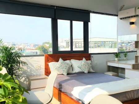 Phòng mới siêu đẹp với đầy đủ nội thất cao cấp, tại số 11 Đường Trần Quốc Hoàn, Tân Bình, 25m2