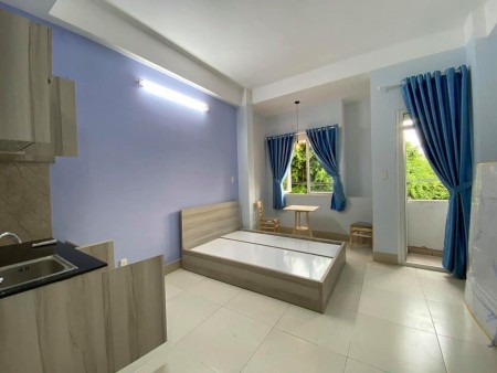 Cho thuê phòng tại Nguyễn Công Hoan, P3, Bình Thạnh rộng từ 25m2 đến 28m2 ban công thoáng mát, 25m2