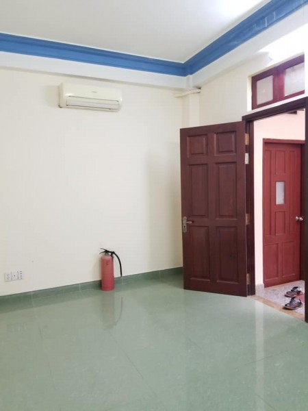 Cho thuê phòng trọ tại 179 Đường Tân Sơn, Tân Bình giá thuê từ 2tr5 đến 2tr8 tùy phòng, 25m2