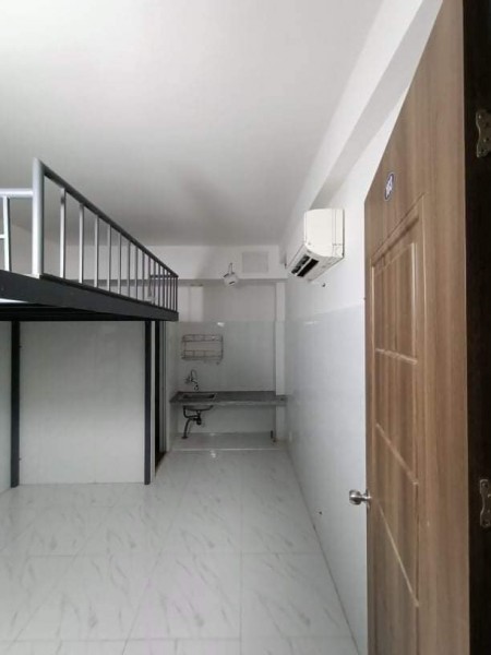 Qua dịch có phòng trống vào ở ngay tại 180 Trần Bá Giao, Phường 5, Gò Vấp. Lh 0933125248, 24m2
