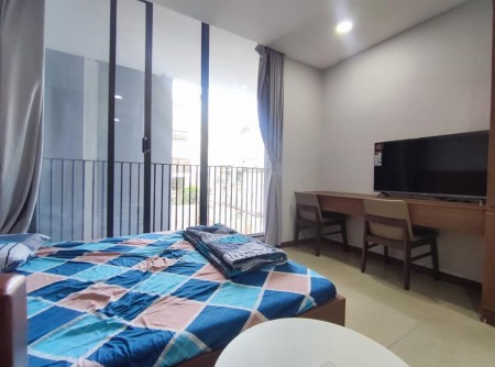 Cho thuê phòng trong toà nhà mặt tiền 238 Lê Văn Sỹ - Phú Nhuận. Rộng 30m2, full nội thất, 30m2