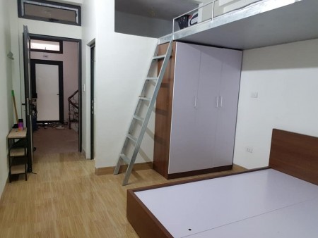 Cho thuê CCMN số 52/54 ngõ 168 Nguyễn Lân, ngay gần Ngã Tư Sở khoảng 20m2 giá rẻ, 20m2