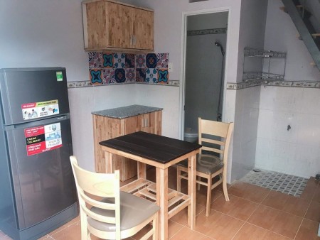 Phòng trọ 35m2, đầy đủ nội thất cao cấp có 1 gác rộng, tại Nơ Trang Long, Bình Thạnh, 35m2