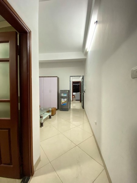 Bên mình phòng chính chủ tại 255 Nguyễn Khang, Yên Hòa từ 42m2 -65m2 phòng 1 ngủ 1 khách có bancon, 42m2