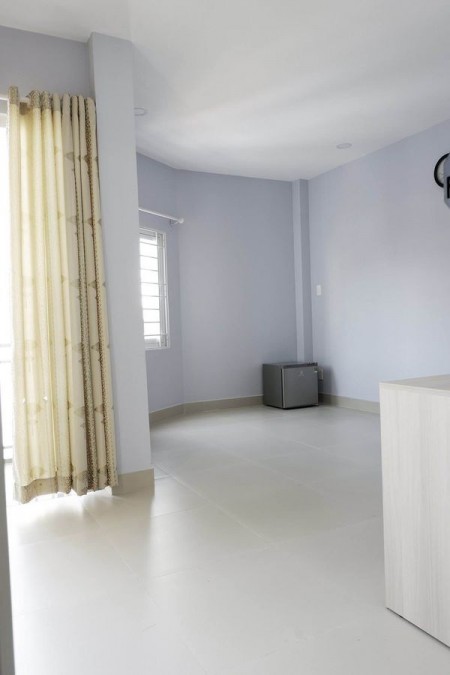 Cho thuê phòng trọ tại 541 Huỳnh Văn Bánh, Phú Nhuận phòng 22m2, giá thuê 3tr5/tháng, 22m2